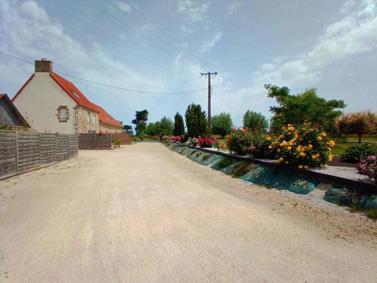 La Ferme D' Emerentine Bacilly Exterior foto